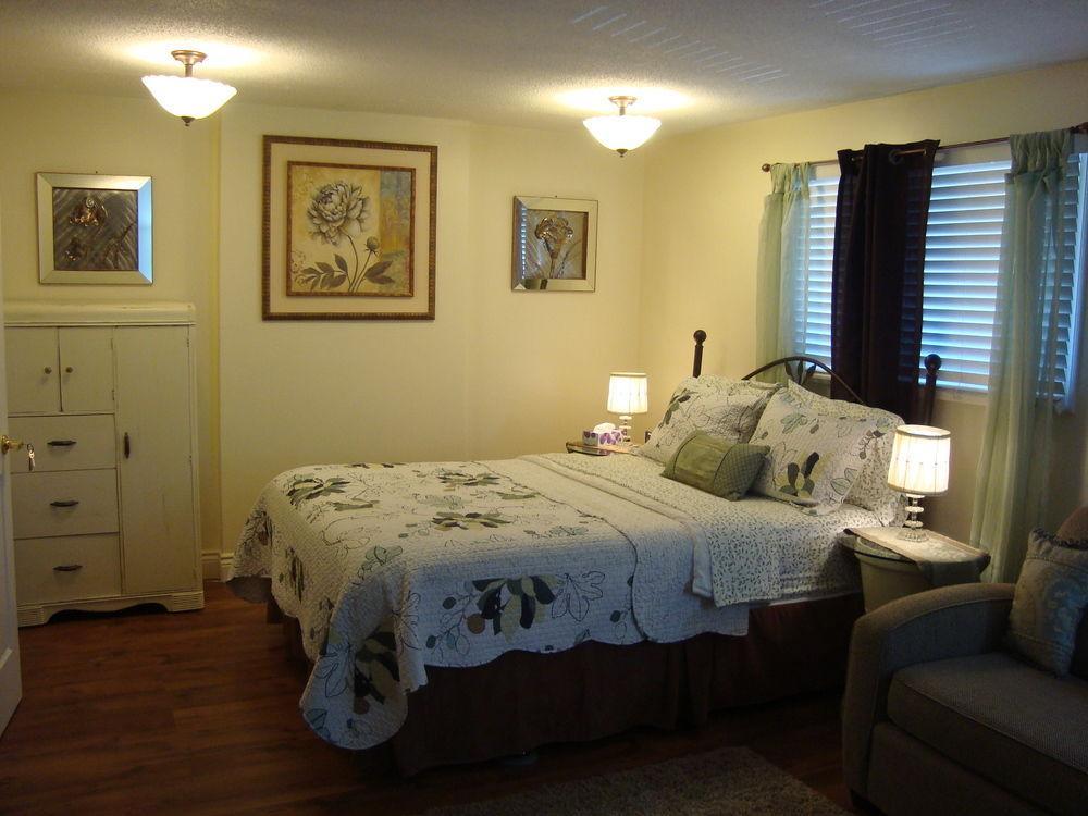 Paddington Place Bed & Breakfast Oshawa Eksteriør billede