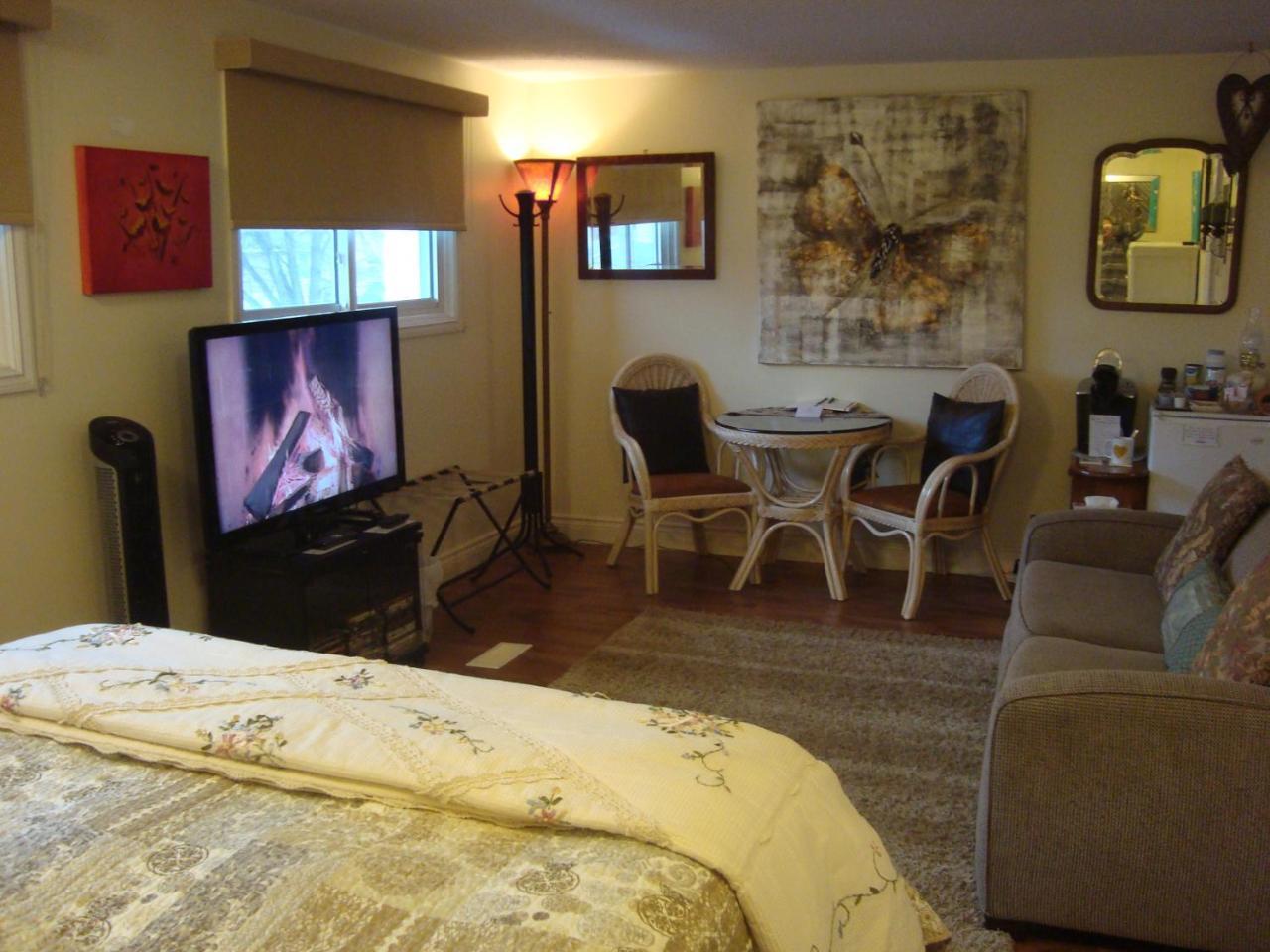 Paddington Place Bed & Breakfast Oshawa Eksteriør billede